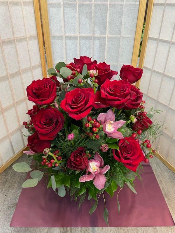 Valentine's Day Special - Roses & Orchids